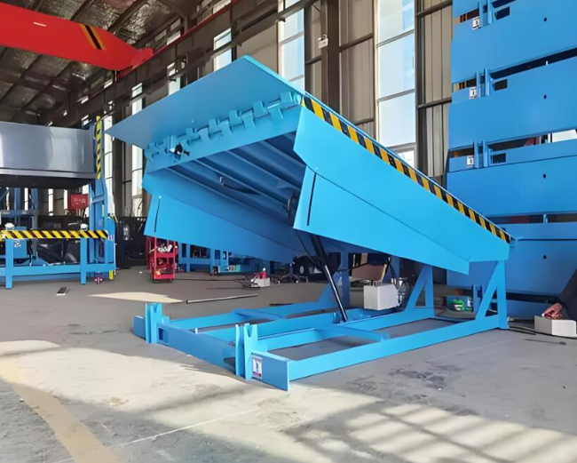 让胡路固定式登车桥