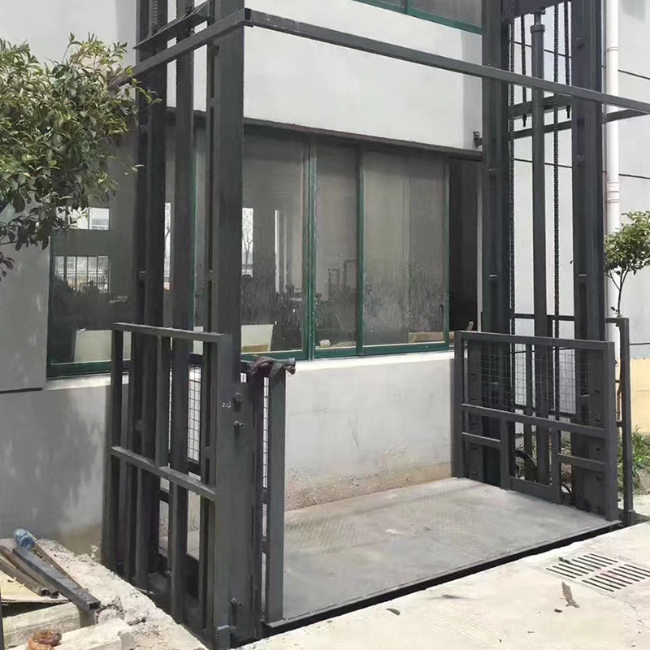 让胡路5吨室外升降货梯